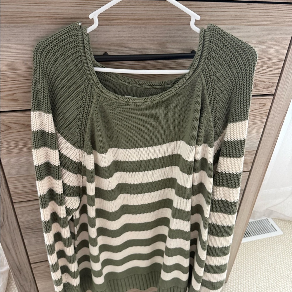 Aerie Striped Green and Cream Women's Sweater- size XL